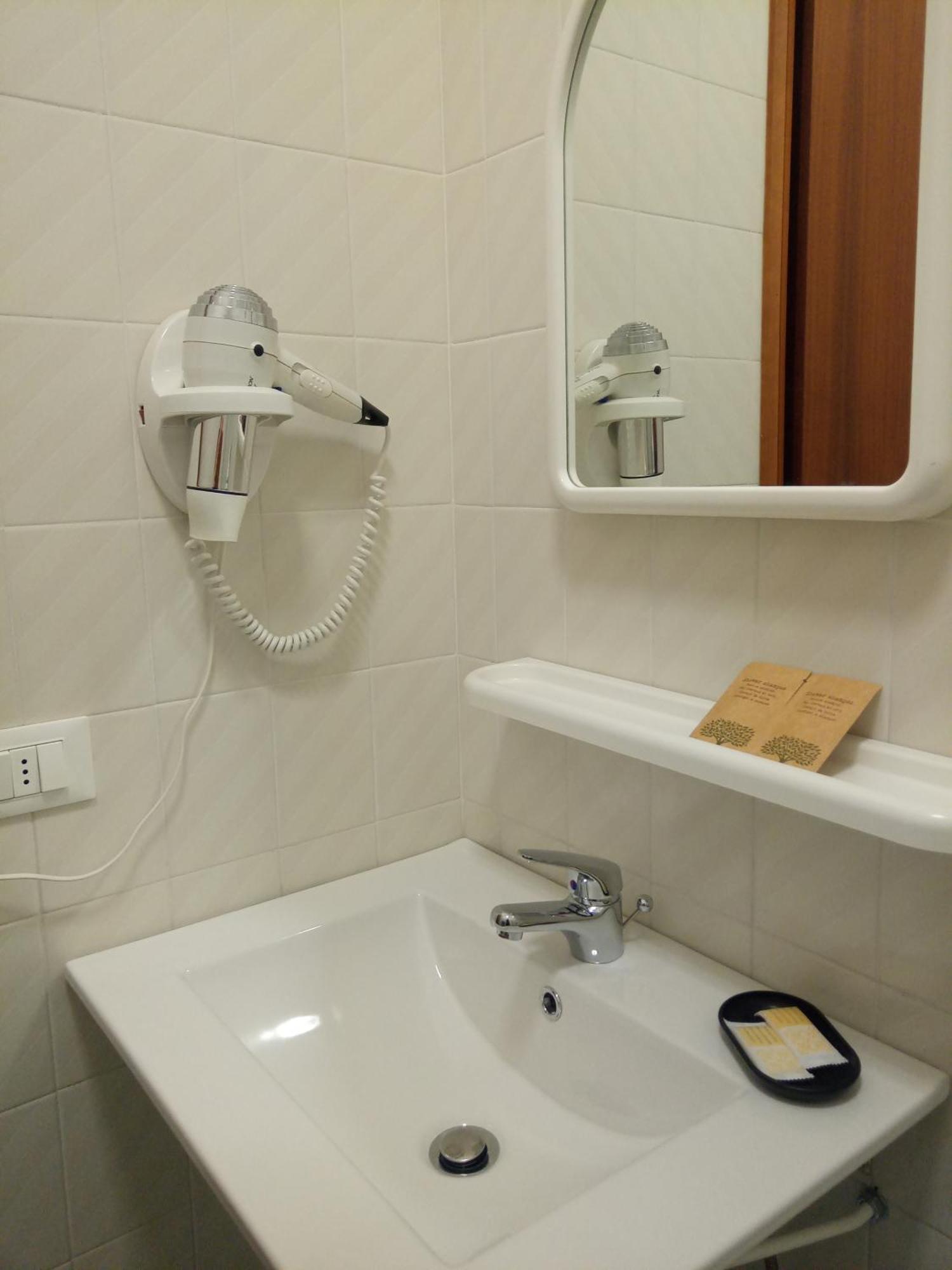Posta Hotel *